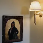 La Maison De Lucie מלון
