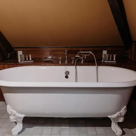 La Maison De Lucie