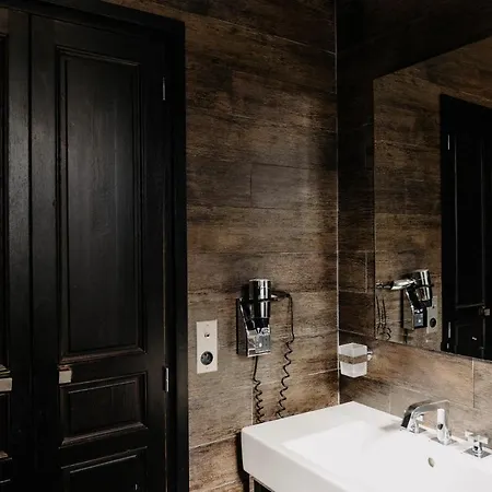 La Maison De Lucie Отель Онфлёр