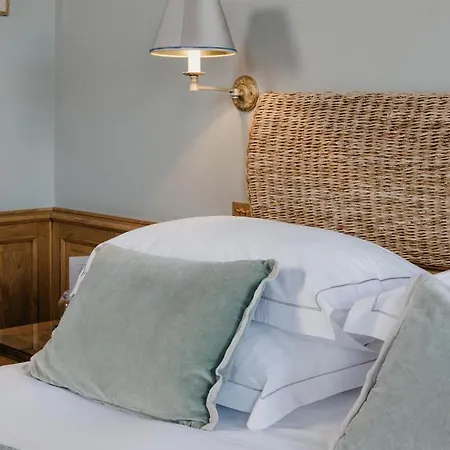 La Maison De Lucie 3* Онфлёр