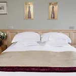 Ξενοδοχείο La Maison De Lucie 3*