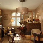 Hotell La Maison De Lucie