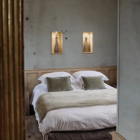La Maison De Lucie Hotel