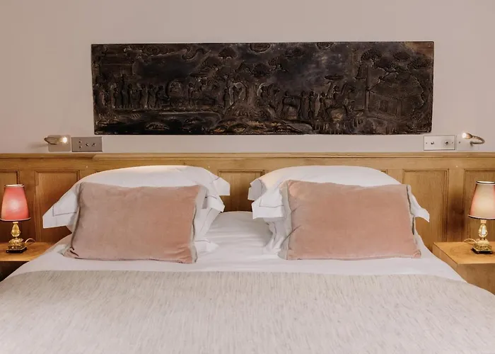 Отель La Maison De Lucie Онфлёр