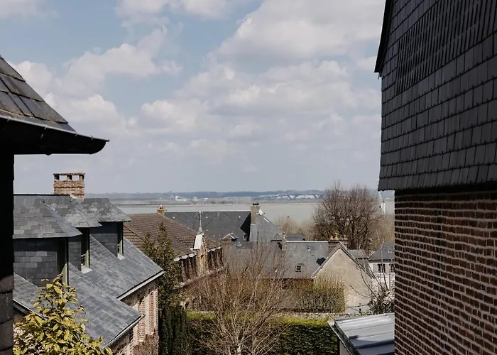 La Maison De Lucie 3*