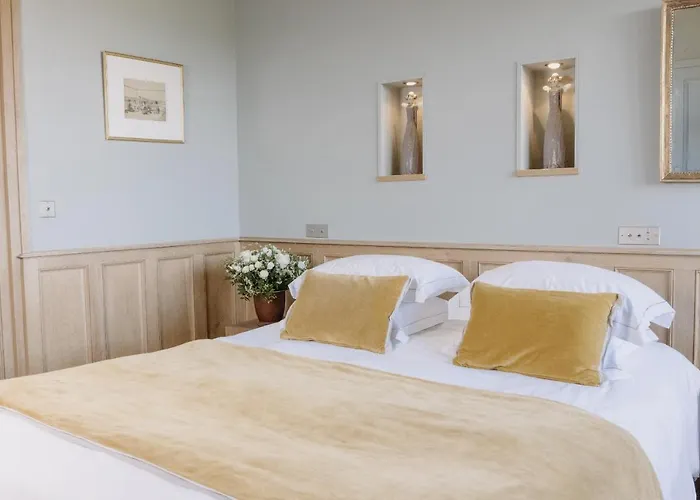 Отель La Maison De Lucie 3*