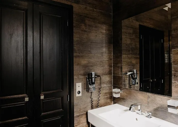 La Maison De Lucie Отель Онфлёр