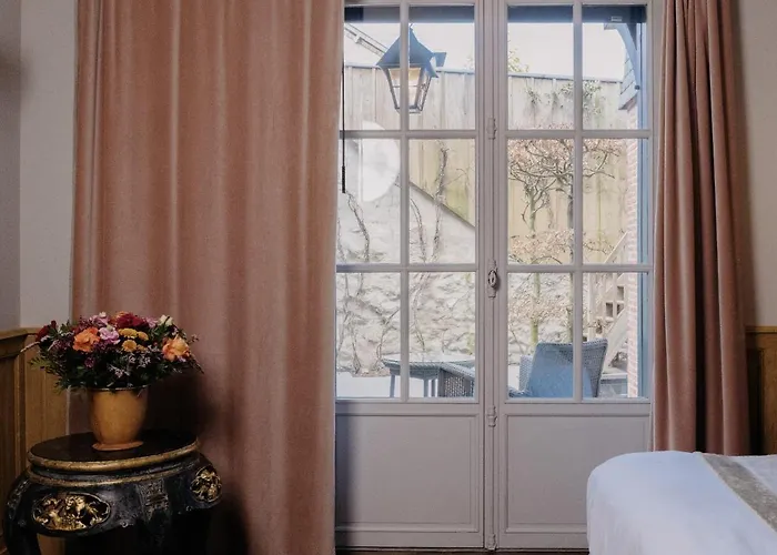 La Maison De Lucie Отель Онфлёр