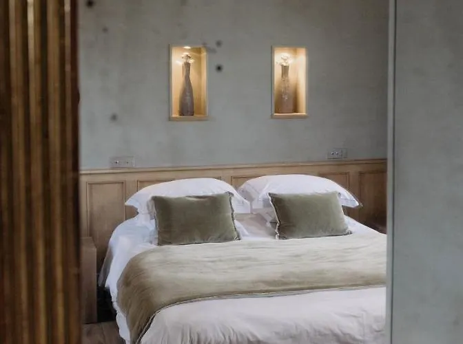 La Maison De Lucie Отель